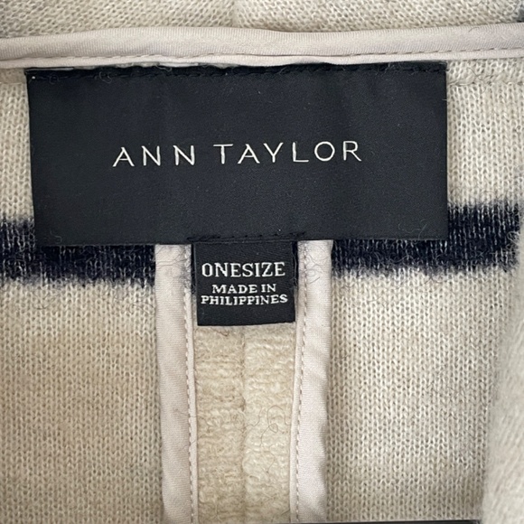 Ann Taylor One‑Size Striped Open‑Front Poncho / Sweater Jacket - Picture 2 of 8